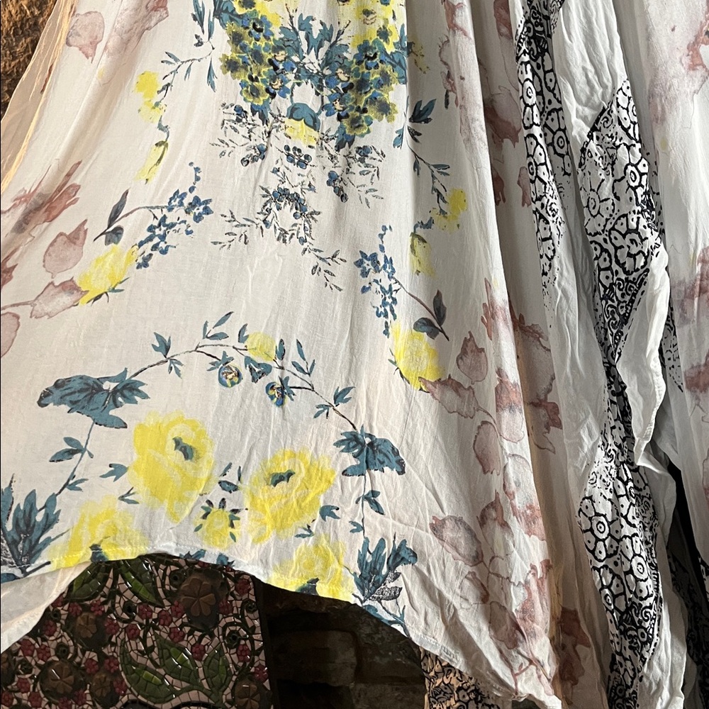 Free People Asymmetrical Floral Skirt - White, Yellow, Blue Sz M - Picture 4 of 6